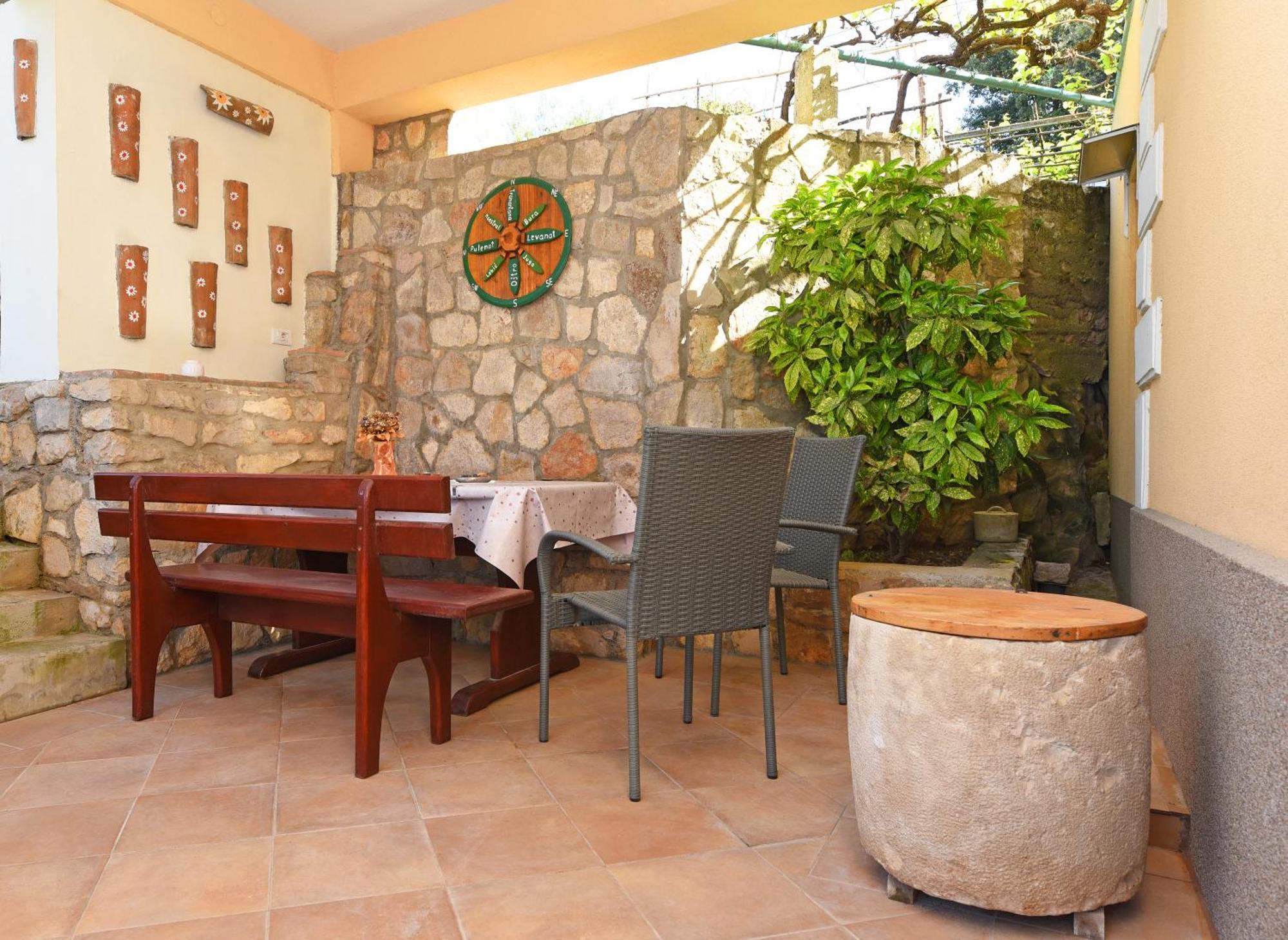 Apartmani Zupanic Koromačno Exterior foto